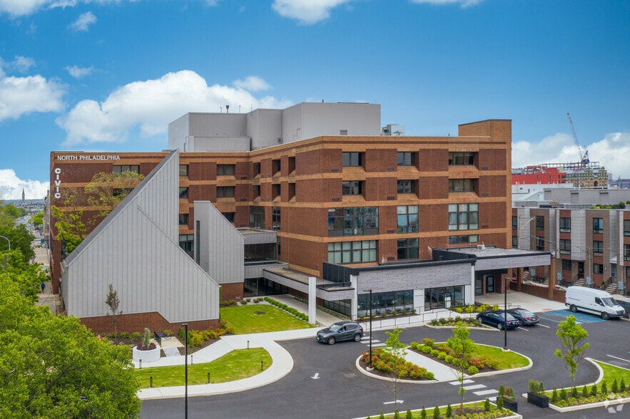 1600-1650 W Girard Ave, Philadelphia, PA for lease - Building Photo - Image 2 of 9