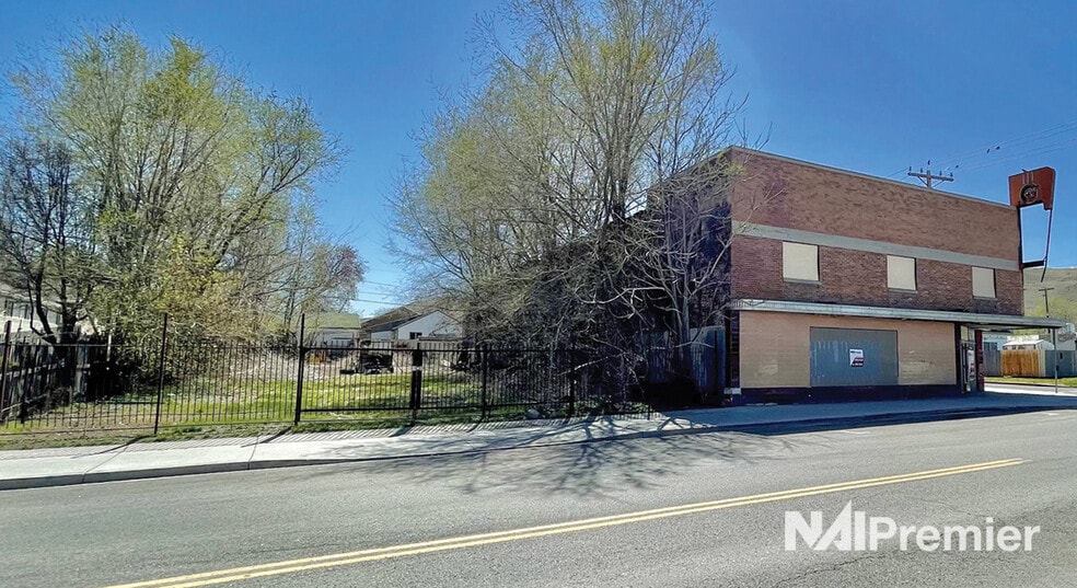 8945 Magna Main St, Magna, UT for sale - Building Photo - Image 2 of 5