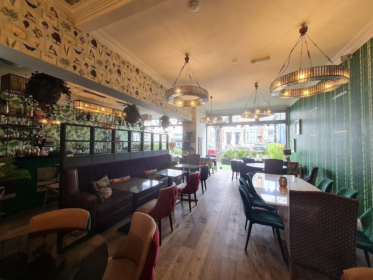 106-108 Kew Rd, Richmond for lease Interior Photo- Image 1 of 3