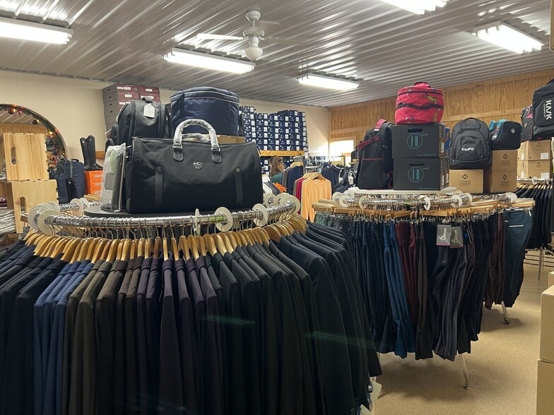 19961 Fisher Ave, Poolesville, MD à vendre - Photo intérieure - Image 3 de 8