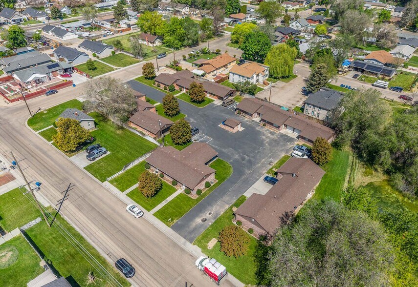 1310 Garland St, Nampa, ID à vendre - Photo du bâtiment - Image 3 de 8