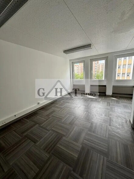 Bureau dans Ivry-sur-Seine à louer - Photo intérieure - Image 1 de 4