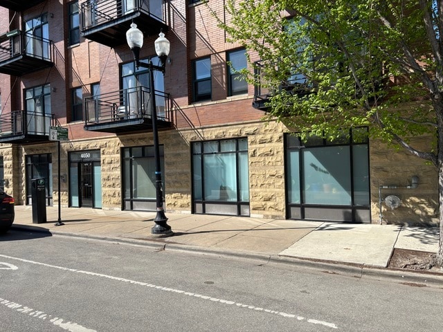 4050 N Lincoln Ave, Chicago, IL for sale - Primary Photo - Image 1 of 4
