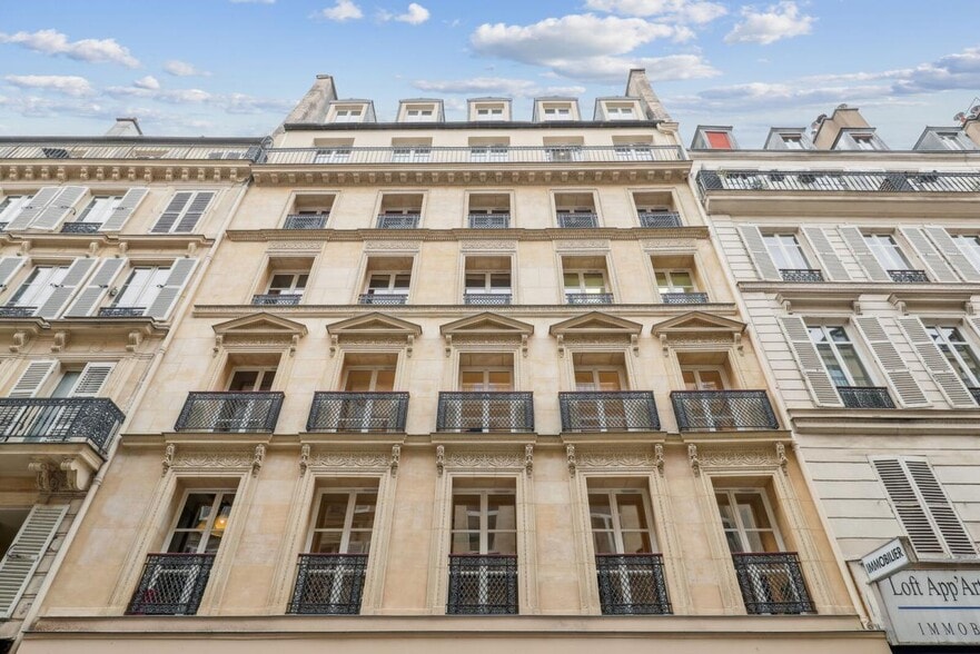 18 Rue D'Hauteville, Paris for lease - Building Photo - Image 3 of 21