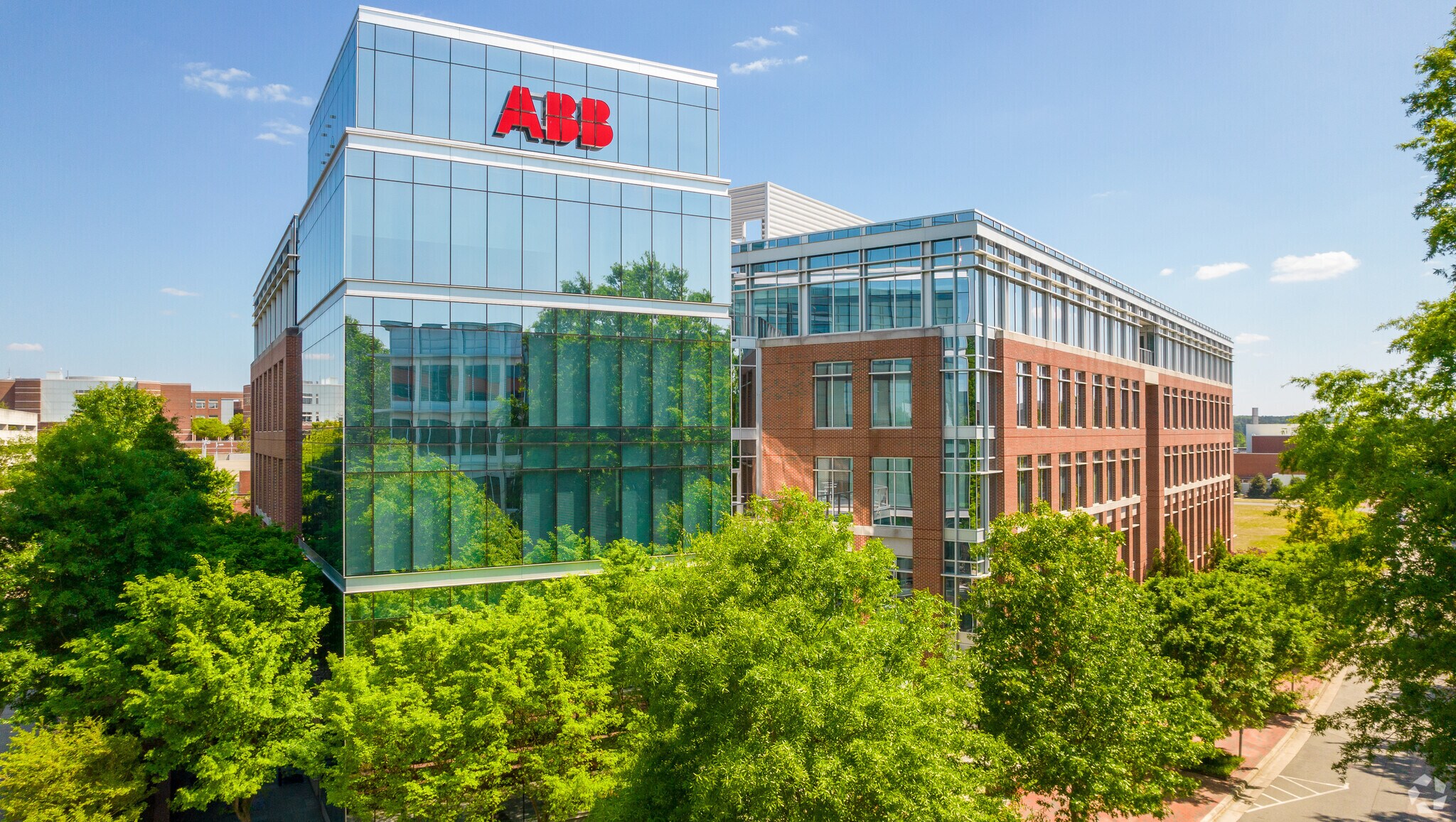 940 Main Campus Dr, Raleigh, NC à louer Photo du bâtiment- Image 1 de 29