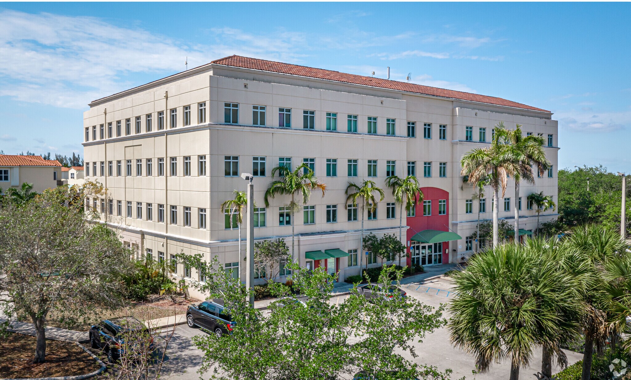 1806 N Flamingo Rd, Pembroke Pines, FL à louer Photo principale- Image 1 de 23