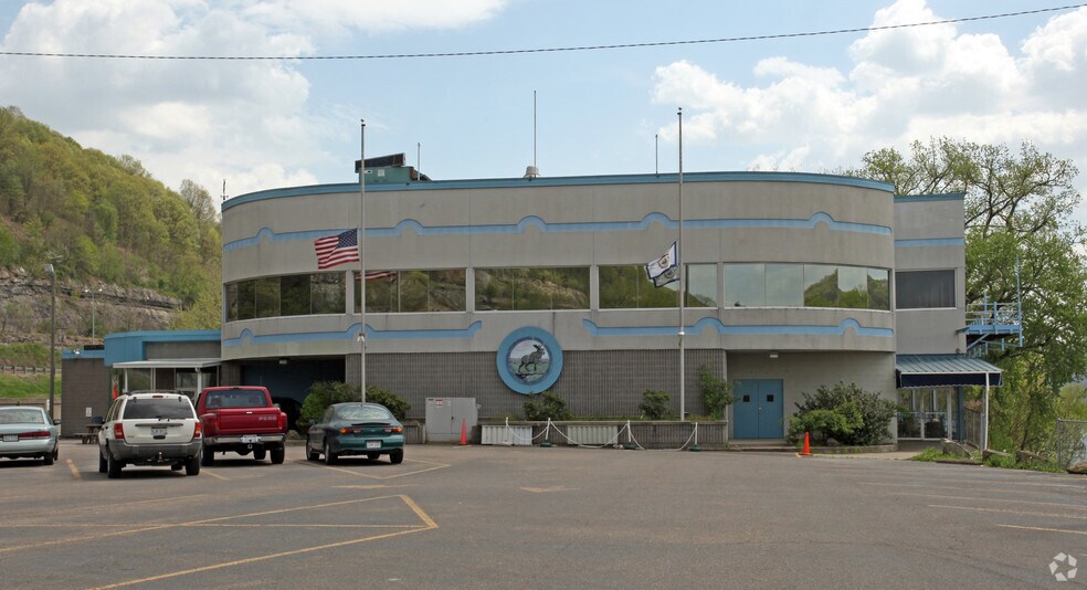 2805 Kanawha Blvd E, Charleston, WV à louer - Photo principale - Image 1 de 14