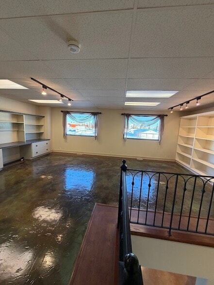11113 83 Av, Fort Saskatchewan, AB for lease - Building Photo - Image 3 of 18