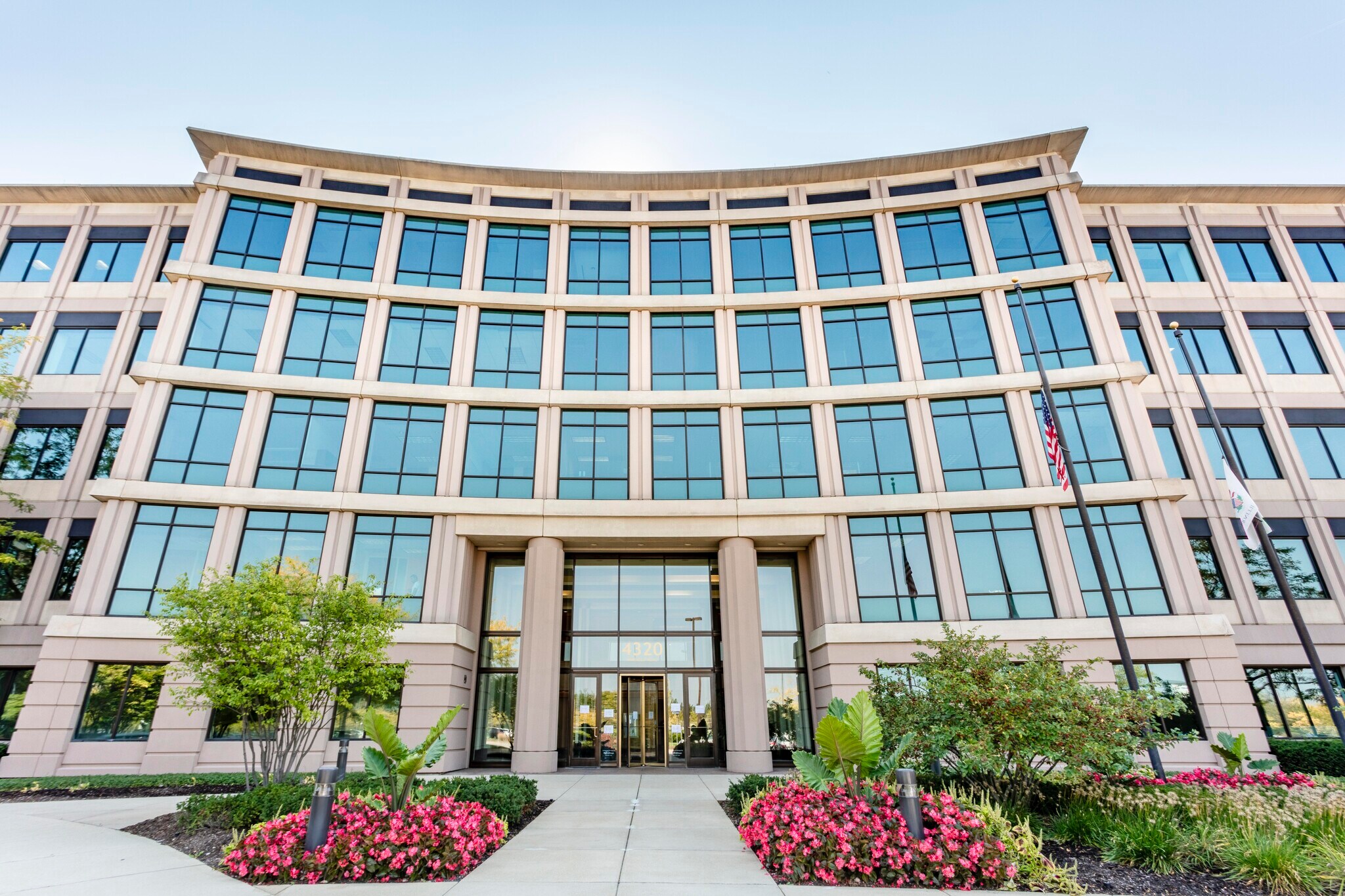 4320 Winfield Rd, Warrenville, IL for lease Building Photo- Image 1 of 28