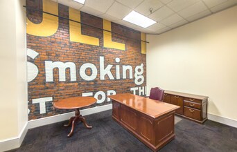 114 Market St SE, Roanoke, VA for lease Interior Photo- Image 2 of 12