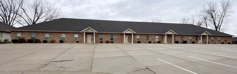 144 Lincoln Place Ct, Belleville, IL for lease - Building Photo - Image 2 of 5