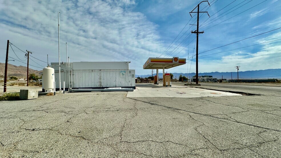 82264 Trona Rd, Trona, CA à vendre - Photo du bâtiment - Image 3 de 14
