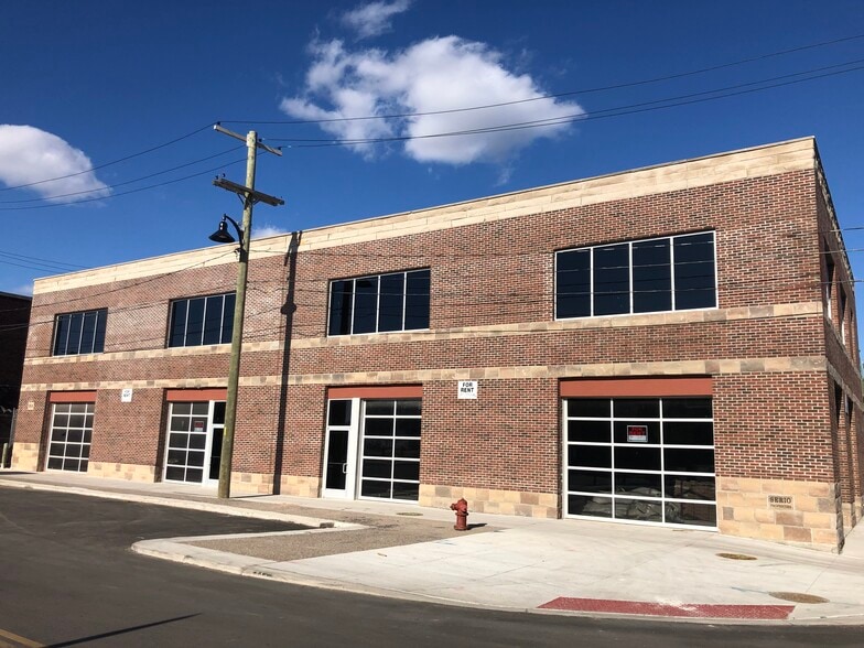 1525 Adelaide St, Detroit, MI for lease - Primary Photo - Image 1 of 6