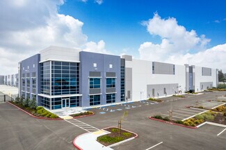 Plus de détails pour 2701 W Winton Ave, Hayward, CA - Industriel à louer