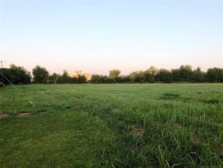 Plus de détails pour 747 S Moretz Ave, Claremore, OK - Terrain à vendre