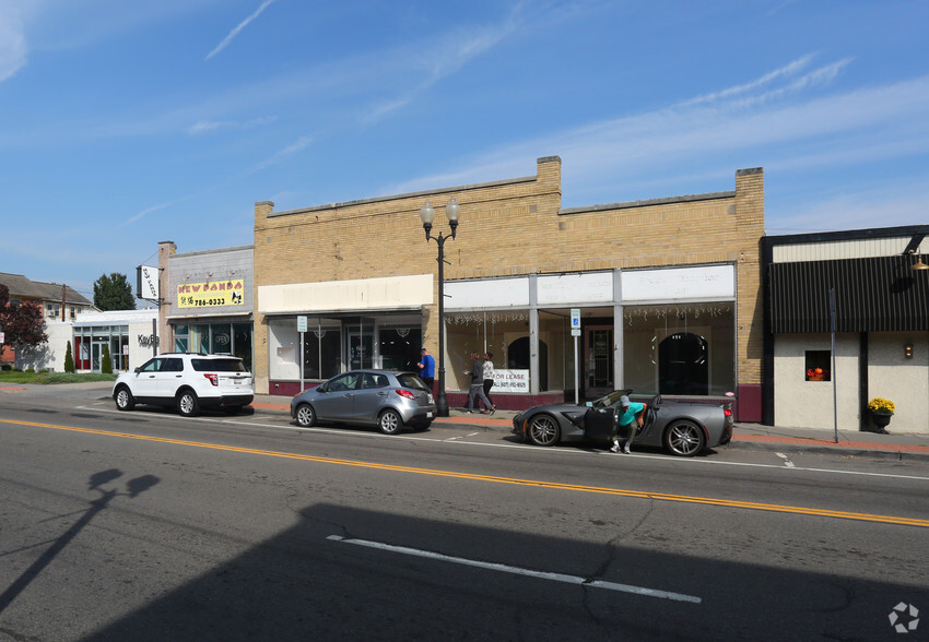 111-113 W Main St, Endicott, NY for sale - Primary Photo - Image 1 of 1