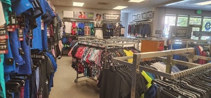 31021 Highway 79 S, Temecula, CA for lease Building Photo- Image 2 of 8