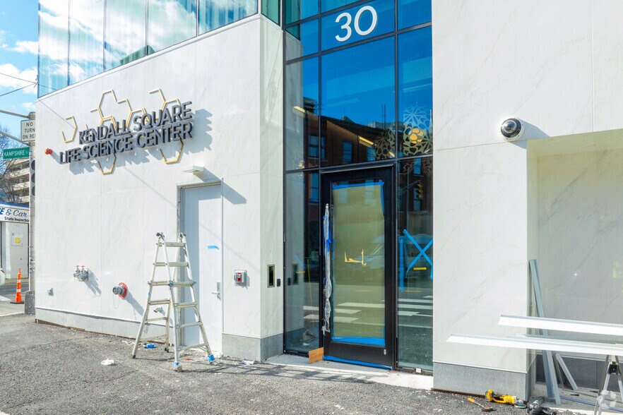 30 Hampshire st, Cambridge, MA for lease - Building Photo - Image 2 of 4