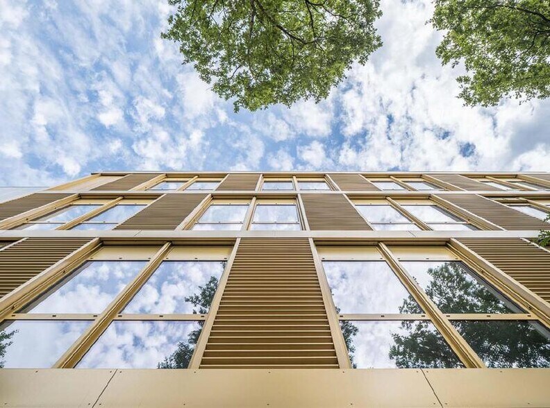 15 Bis Rue Christian Pauc, Nantes à louer - Photo du bâtiment - Image 3 de 14