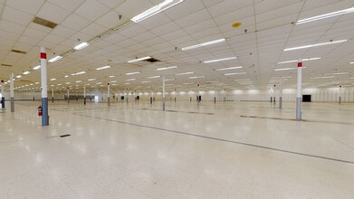 2211-2417 S Green Bay Rd, Racine, WI à louer Numérisation 3D de Matterport- Image 1 de 6