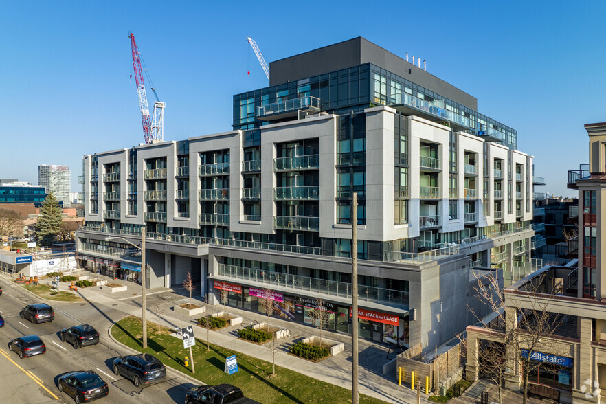 621 Sheppard Ave E, Toronto, ON à louer - Photo du bâtiment - Image 2 de 28