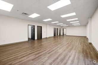 400 Cabot Dr, Hamilton, NJ à louer Photo intérieure- Image 1 de 7
