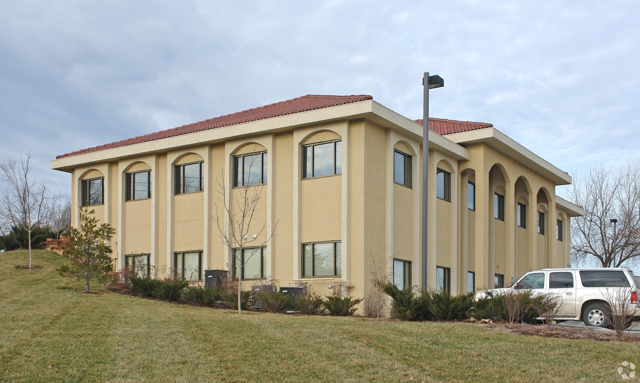 8650 Candlelight Ln, Lenexa, KS for sale Primary Photo- Image 1 of 6