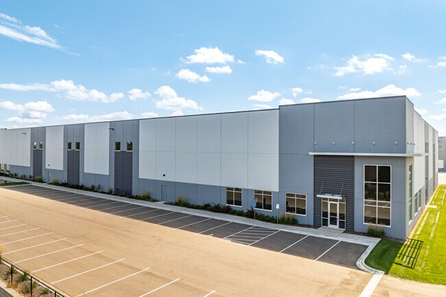 Plus de détails pour 9650 Hemingway Ave S, Cottage Grove, MN - Industriel à louer