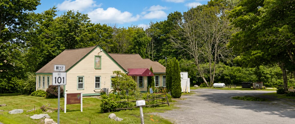 1115 Hartford Pike, Scituate, RI for sale - Building Photo - Image 1 of 4