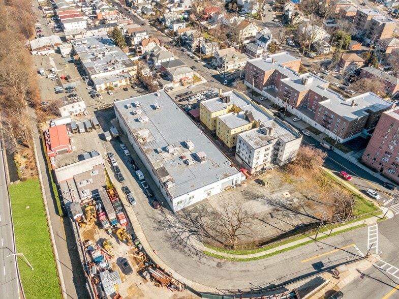 16 Harrison Ave, Yonkers, NY for lease - Aerial - Image 2 of 72