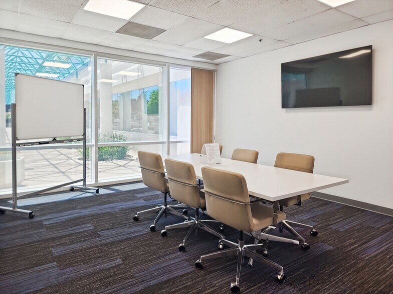 149 Commonwealth Dr, Menlo Park, CA for lease - Interior Photo - Image 2 of 22