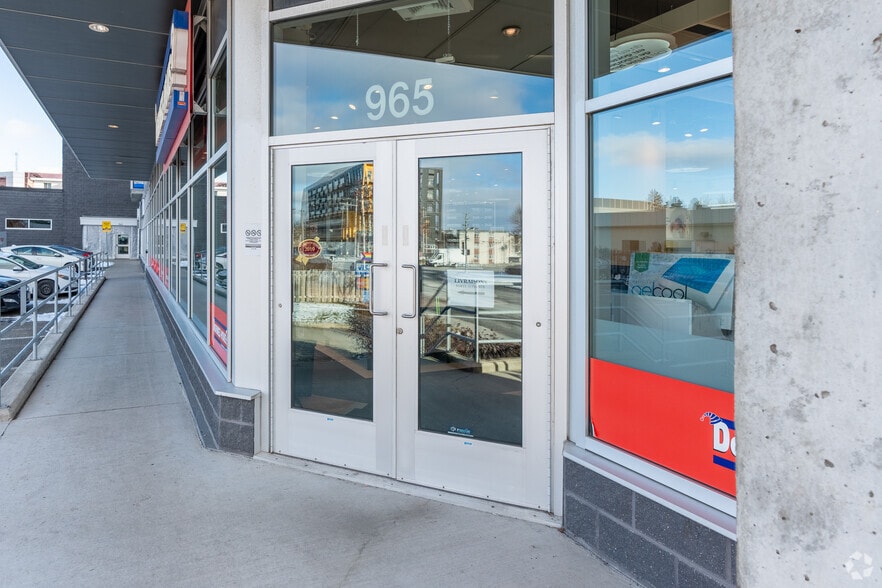 965 Av De Bourgogne, Québec, QC for lease - Building Photo - Image 3 of 4