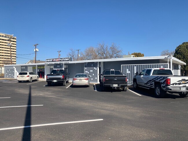 More details for 2809 Avenue Q, Lubbock, TX - Retail for Sale