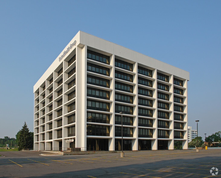 400 Highway 169 S, Saint Louis Park, MN à louer - Photo du bâtiment - Image 3 de 12