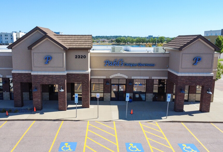 2320 S Marion Rd, Sioux Falls, SD for lease - Building Photo - Image 1 of 5