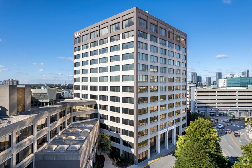 251 Consumers Rd, Toronto, ON for lease - Building Photo - Image 1 of 5