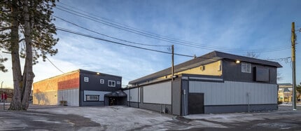 32009 S Fraser Way, Abbotsford, BC à vendre Photo du bâtiment- Image 1 de 6