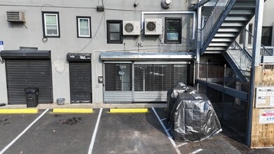 2100 Clove Rd, Staten Island, NY for lease Interior Photo- Image 1 of 6