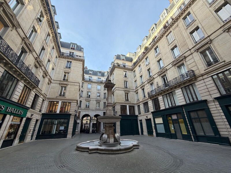 15 Rue Du Louvre, Paris for sale Building Photo- Image 1 of 7