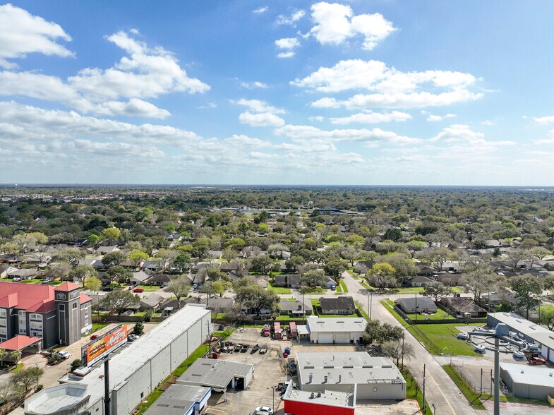 115 Cinnamon Dr, Katy, TX à vendre - Photo du bâtiment - Image 3 de 13