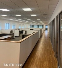 4600 W Loomis Rd, Greenfield, WI à vendre Photo intérieure- Image 1 de 2