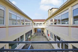 Plus de détails pour Bureau à louer