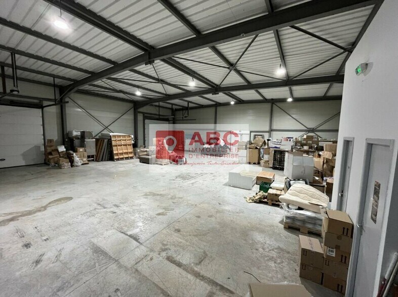 Industrial in Gallargues-le-Montueux for lease - Interior Photo - Image 3 of 6
