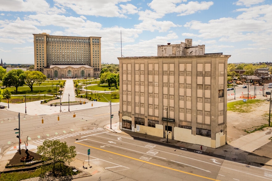 2411 14th St, Detroit, MI for sale - Building Photo - Image 2 of 10