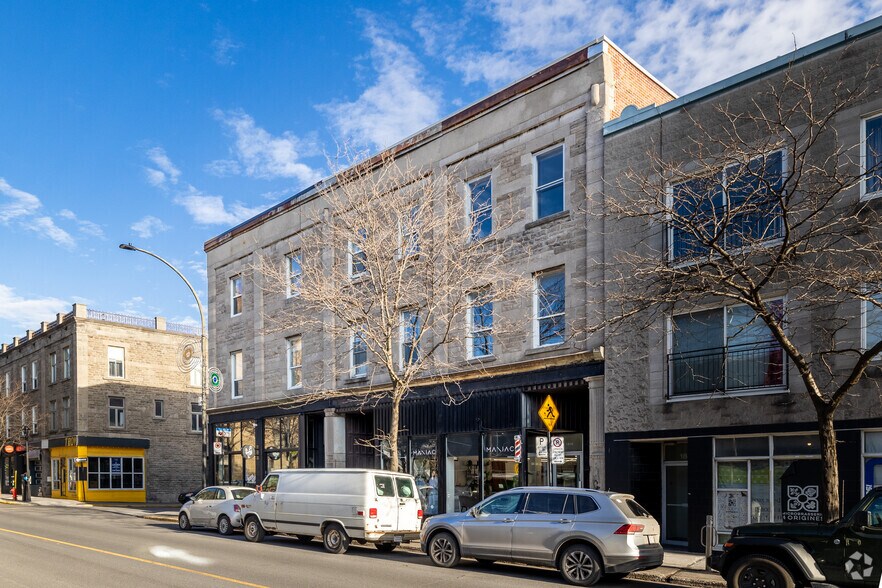 1800-1812 Rue Notre-Dame O, Montréal, QC à louer - Photo du bâtiment - Image 2 de 9