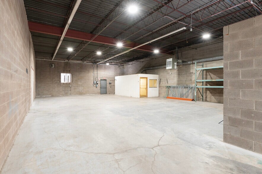 2505-2595 W 8th Ave, Denver, CO à louer - Photo du bâtiment - Image 2 de 16