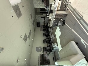 3719-3731 Foothill Blvd, Glendale, CA for lease Interior Photo- Image 1 of 4