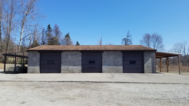 More details for 3400 Leechburg Rd, Pittsburgh, PA - Retail for Sale