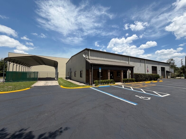 5491 Benchmark Ln, Sanford, FL for lease - Building Photo - Image 2 of 15