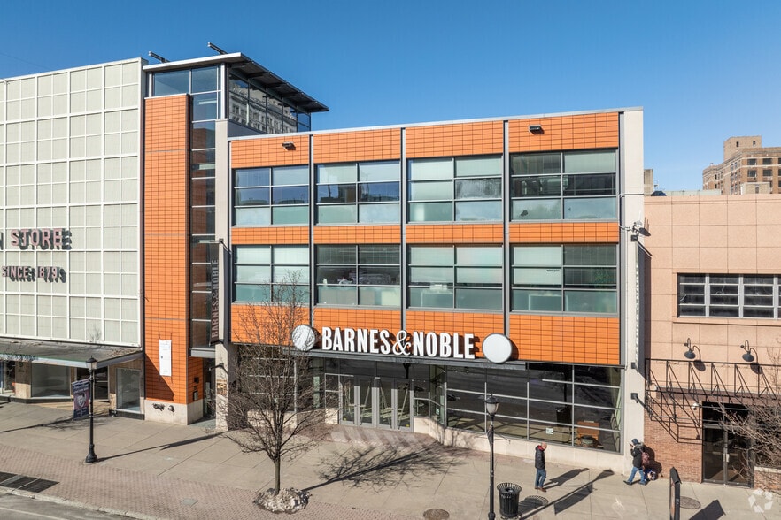 7 S Main St, Wilkes Barre, PA for lease - Building Photo - Image 2 of 14